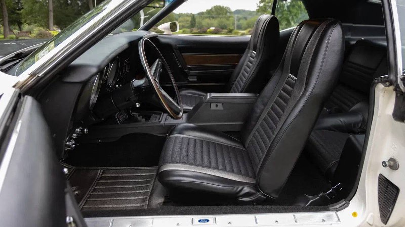 Редкий классический Ford Mustang Mach 1 1969 года выставлен на торги с минимальным пробегом