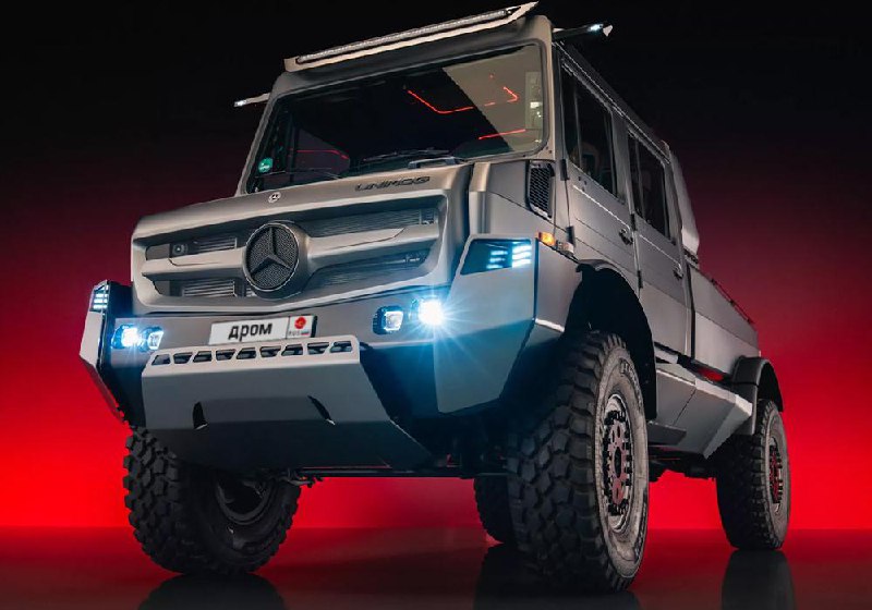 Отметили 80-летие легендарного Unimog: уникальный шоу-трак от Daimler Truck AG