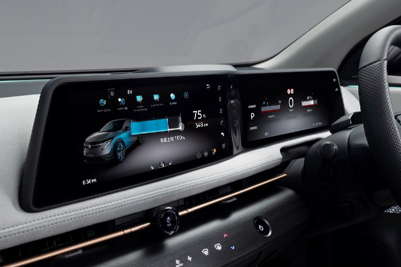 Nissan готовит к запуску обновленную AriyaВнешние обновления включают переднюю панель в цвет кузова, новые светодиодные ходовые огни и 20-дюймовые колеса нового дизайна. Nissan готовит к запуску обновленную AriyaВнешние обновления включают переднюю панель в цвет кузова, новые светодиодные ходовые огни и 20-дюймовые колеса нового дизайна.