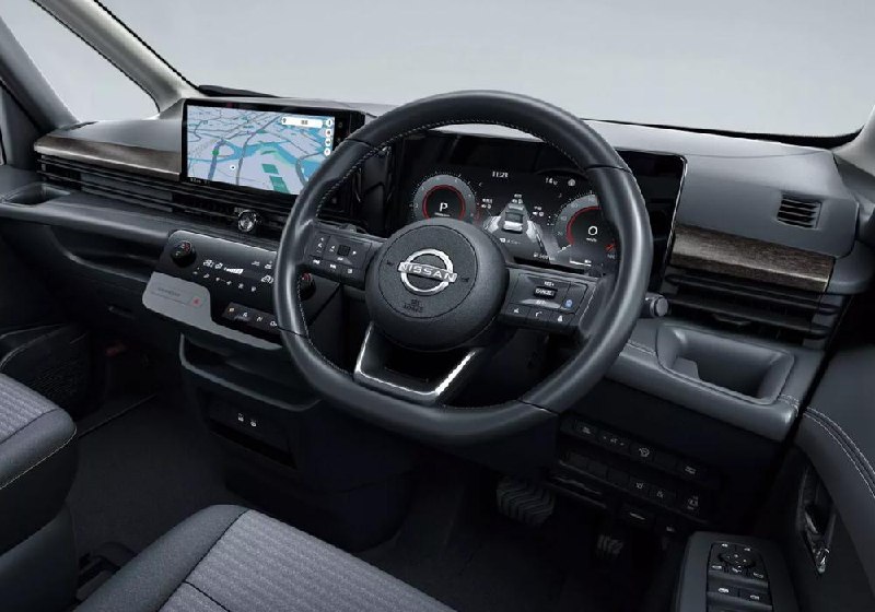 Обновленный Nissan Serena: современный дизайн и новые функции Обновленный Nissan Serena: современный дизайн и новые функции