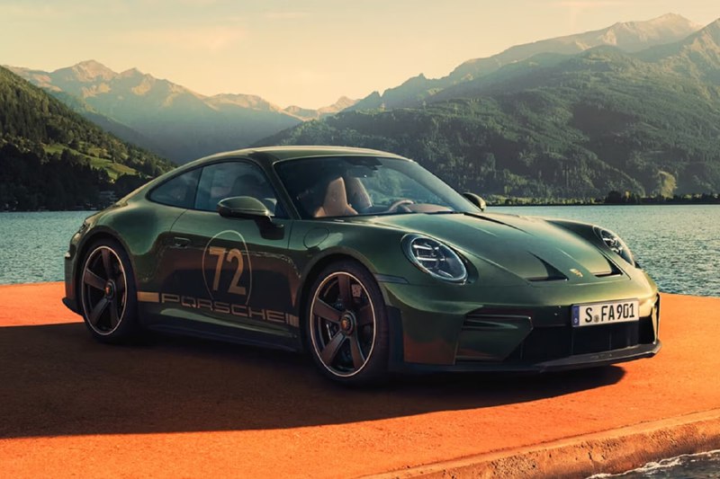 Премьера уникальной юбилейной модели Porsche 911 GT3 в честь основателя Премьера уникальной юбилейной модели Porsche 911 GT3 в честь основателя