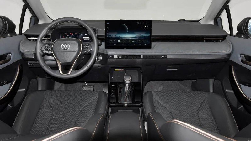 На рынке Китая представлена обновленная Toyota Corolla с дизайном, вдохновленным Camry На рынке Китая представлена обновленная Toyota Corolla с дизайном, вдохновленным Camry