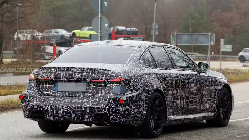 BMW отказалась от радикального дизайна для обновлённого M5 BMW отказалась от радикального дизайна для обновлённого M5