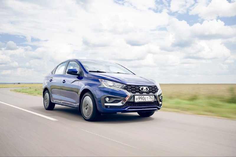 LADA Iskra вошла в топ-10 самых продаваемых автомобилей в России впервые