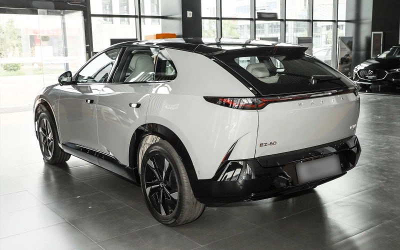 В Россию поступил обновленный кроссовер Mazda EZ‑60 с гибридной мощностью В Россию поступил обновленный кроссовер Mazda EZ‑60 с гибридной мощностью