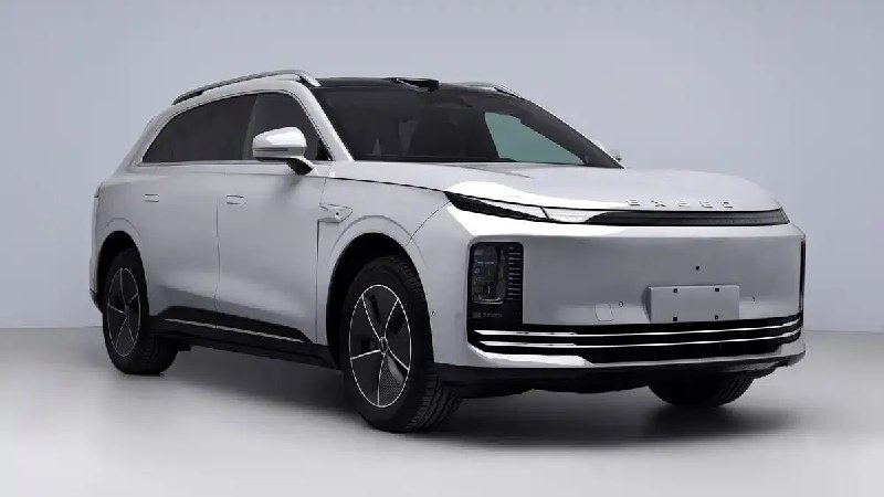 Новый китайский электрокроссовер Exeed Exlantix ET7 с запасом хода до 726 км выйдет в Россию в 2026 году Новый китайский электрокроссовер Exeed Exlantix ET7 с запасом хода до 726 км выйдет в Россию в 2026 году