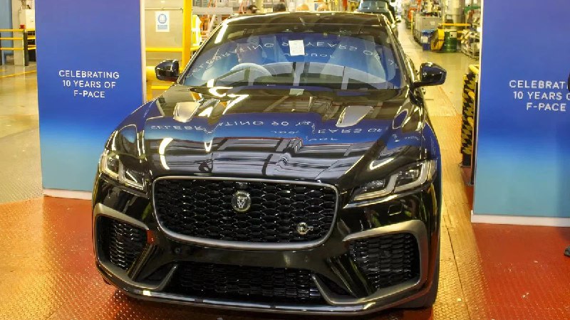 Jaguar завершает выпуск моделей с внутренним сгоранием и переходит на электромобили Jaguar завершает выпуск моделей с внутренним сгоранием и переходит на электромобили