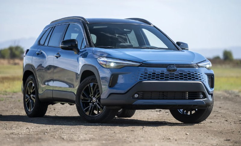 Toyota отзывает тысячи автомобилей из-за возможных проблем с болтами и установкой ремней безопасности Toyota отзывает тысячи автомобилей из-за возможных проблем с болтами и установкой ремней безопасности