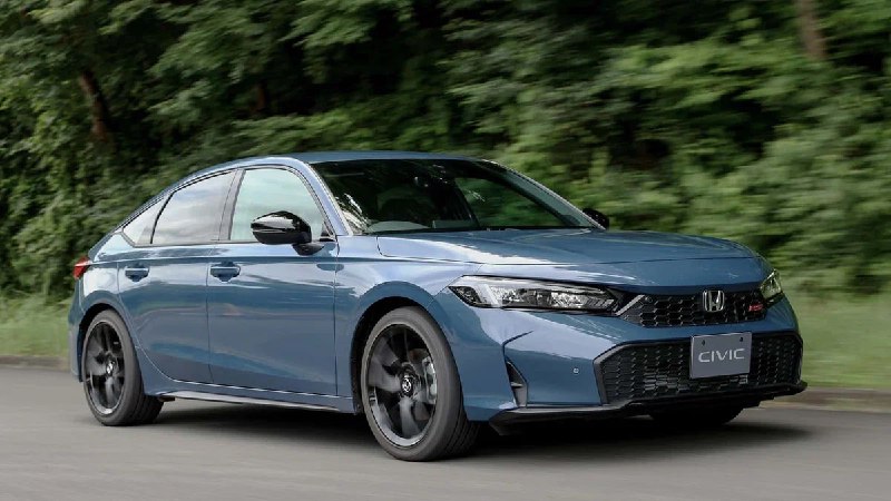 Honda представит на автосалоне гибридную версию Civic RS Honda представит на автосалоне гибридную версию Civic RS