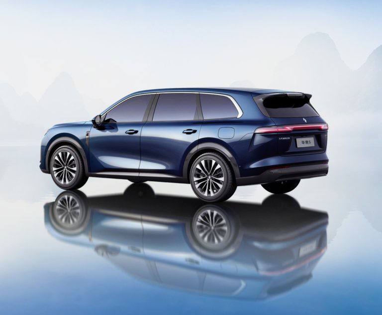 Новый гибридный электромобиль Baojun Huajing S от Huawei и SAIC-GM-Wuling: инновации и характеристики Новый гибридный электромобиль Baojun Huajing S от Huawei и SAIC-GM-Wuling: инновации и характеристики