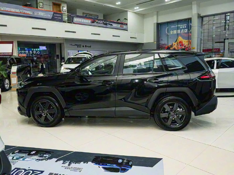 Новый Toyota RAV4 2026: бизнес-класс по доступной цене