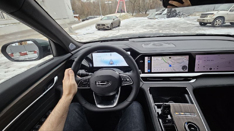 Обновленный Geely Monjaro Flagship SE: новые функции и улучшения перед новым годом