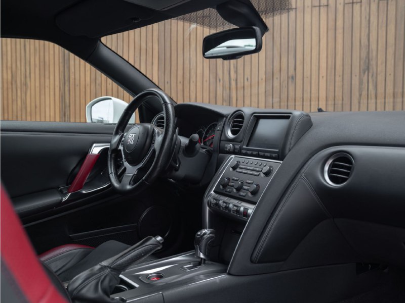 Внедорожная модификация Nissan GT-R возвращается на рынок Внедорожная модификация Nissan GT-R возвращается на рынок