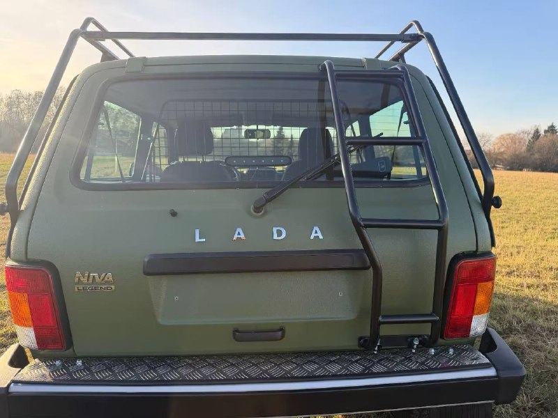 Немецкая компания переделывает Lada Niva Legend для охотников и активного отдыха