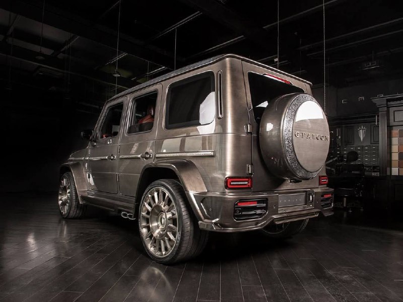 Ультрароскошный Mercedes-Benz G63, созданный студией Carlex Design, впечатляет высоким уровнем детализации