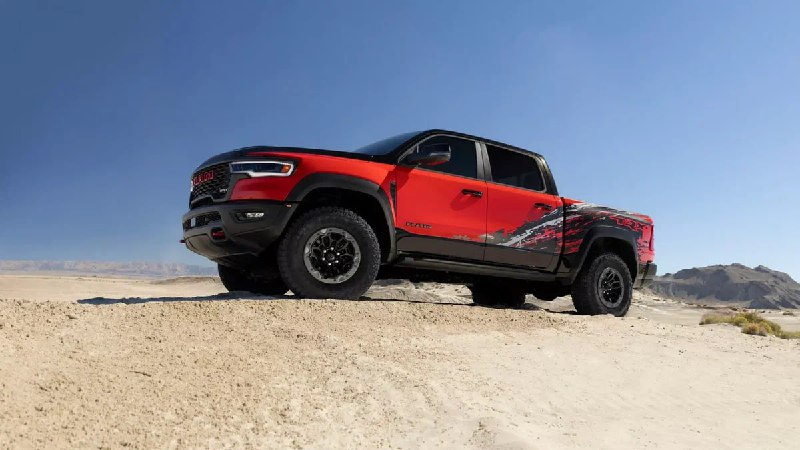 Ram представляет первый возрождённый спортивный пикап SRT с рекордной мощностью