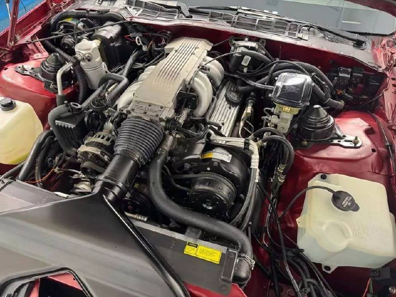 Редкий классический Chevrolet Camaro IROC-Z 1987 года выставлен на продажу за внушительную сумму Редкий классический Chevrolet Camaro IROC-Z 1987 года выставлен на продажу за внушительную сумму