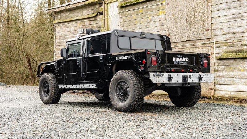 Легендарный Hummer Тупака Шакура выставлен на аукцион