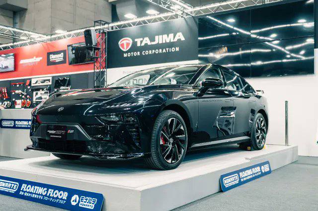 Представлен электрический спорткар Monster Sport 007 для Токийского автосалона 2026