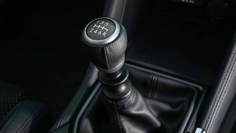 Subaru представила прототип спортивного седана WRX STI Sport с механической коробкой передач Subaru представила прототип спортивного седана WRX STI Sport с механической коробкой передач