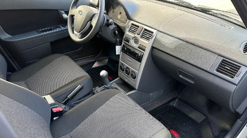На продажу выставлена почти новая LADA Priora 2012 года с минимальным пробегом На продажу выставлена почти новая LADA Priora 2012 года с минимальным пробегом