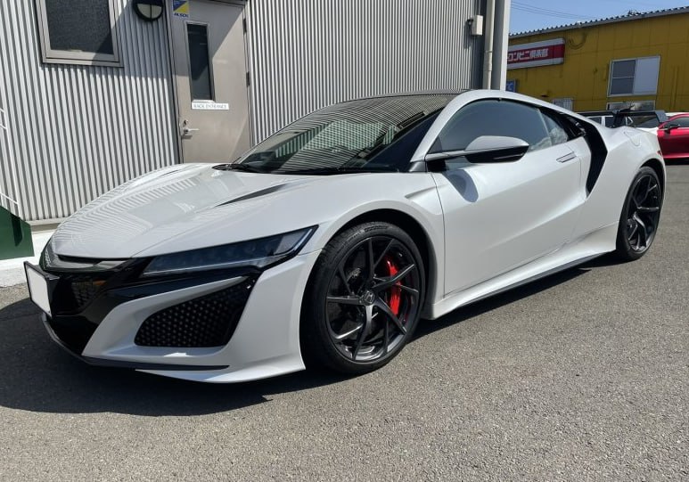 Итальянский дизайнер создал уникальный облик Honda NSX второго поколения Итальянский дизайнер создал уникальный облик Honda NSX второго поколения