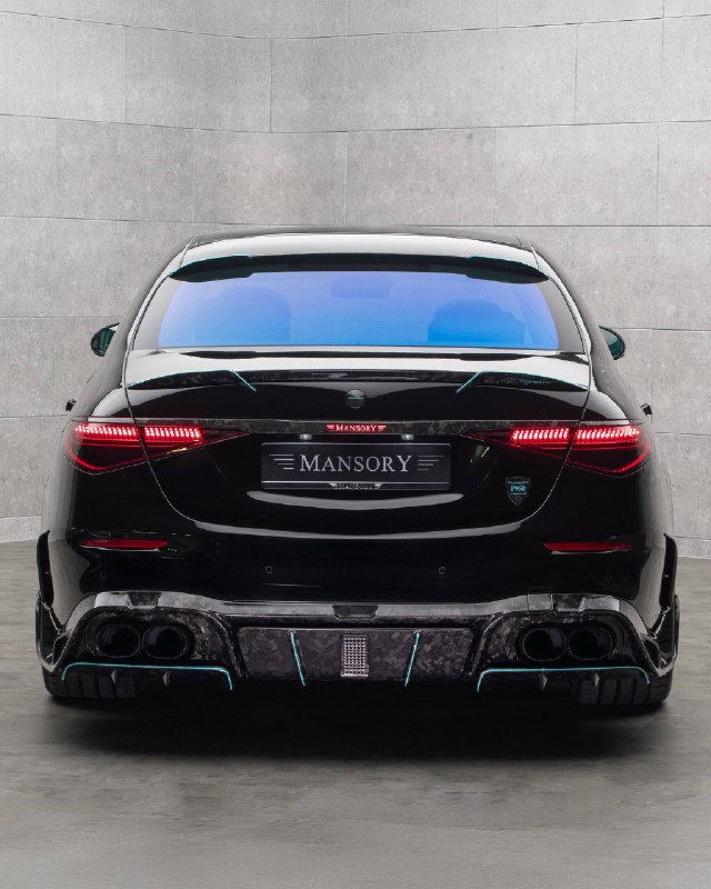 Экстремальный тюнинг Mercedes-AMG S 63 E Performance от Mansory Экстремальный тюнинг Mercedes-AMG S 63 E Performance от Mansory