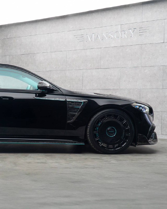 Экстремальный тюнинг Mercedes-AMG S 63 E Performance от Mansory Экстремальный тюнинг Mercedes-AMG S 63 E Performance от Mansory