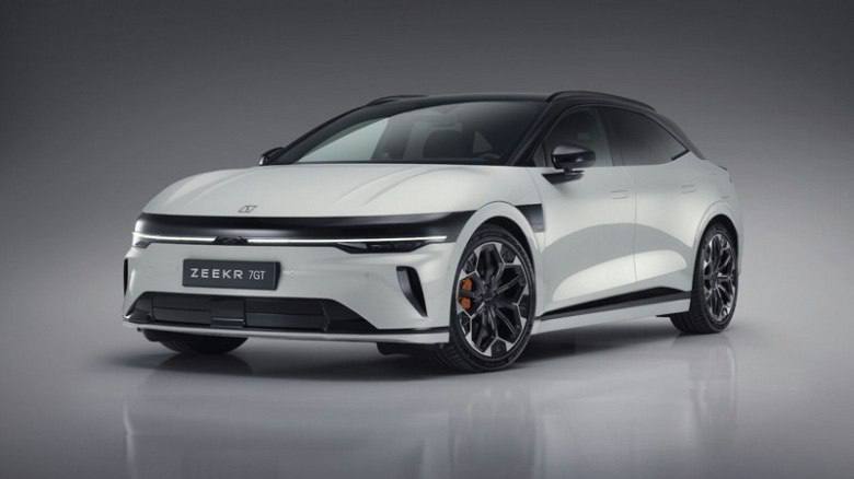Новый электрокар Zeekr 7GT дебютировал на автосалоне в Брюсселе