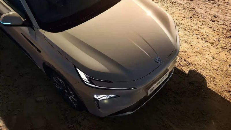 Новый гибридный кроссовер Buick Electra E7 с заявленным пробегом до 1600 км Новый гибридный кроссовер Buick Electra E7 с заявленным пробегом до 1600 км
