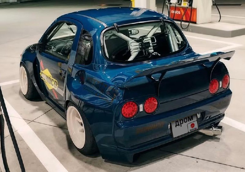 Автомобильный тюнинг: как из Suzuki Twin сделать миниатюрный Nissan Skyline GT-R R32 Автомобильный тюнинг: как из Suzuki Twin сделать миниатюрный Nissan Skyline GT-R R32