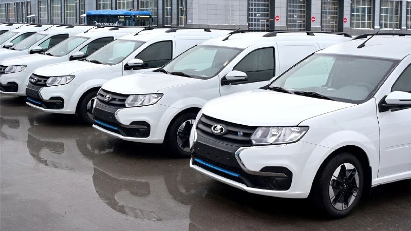 АВТОВАЗ выпустил партию электрофургонов LADA e-Largus для московского транспорта АВТОВАЗ выпустил партию электрофургонов LADA e-Largus для московского транспорта