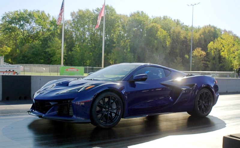 Chevrolet Corvette ZR1X установил рекорд скорости среди серийных американских авто Chevrolet Corvette ZR1X установил рекорд скорости среди серийных американских авто