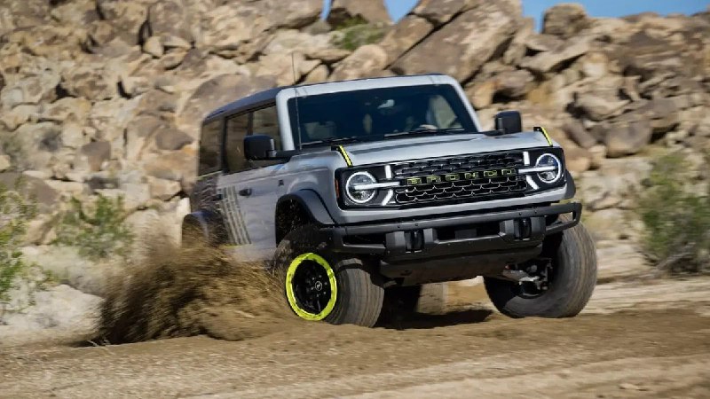 Официально представлен доступный внедорожный Ford Bronco RTR с модернизированным двигателем Официально представлен доступный внедорожный Ford Bronco RTR с модернизированным двигателем
