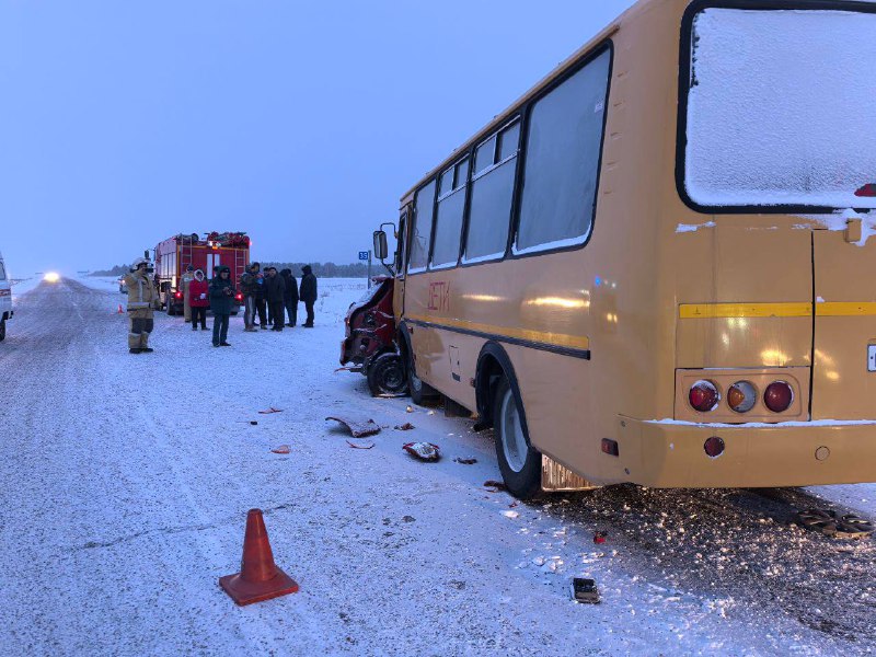 В Красноярском крае задержан обвиняемый в ДТП с участием школьного автобуса, погибшей женщиной и беглецом-водителем В Красноярском крае задержан обвиняемый в ДТП с участием школьного автобуса, погибшей женщиной и беглецом-водителем