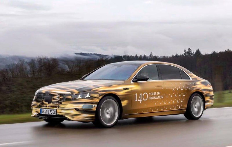Обновленный Mercedes-Benz S-Class: новые гибридные версии и мощный V8 Обновленный Mercedes-Benz S-Class: новые гибридные версии и мощный V8
