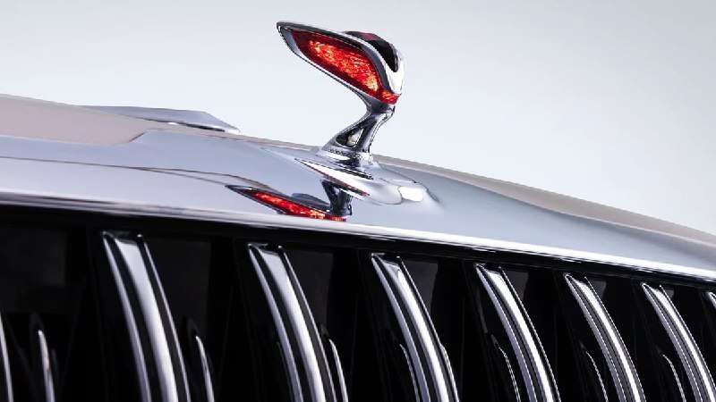 Китайский роскошный седан Hongqi Guoya получил разрешение на продажу в Россию Китайский роскошный седан Hongqi Guoya получил разрешение на продажу в Россию