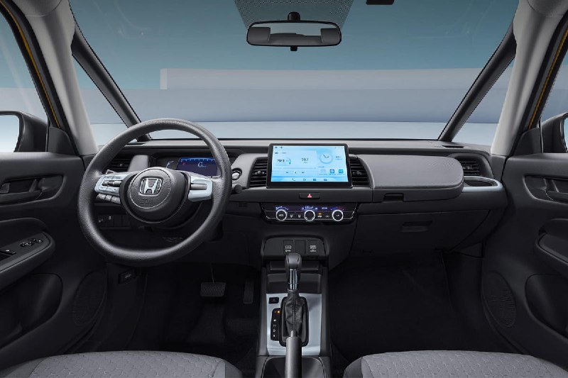 Обновленный Honda Fit в лимитированной серии: новые дизайны и функции Обновленный Honda Fit в лимитированной серии: новые дизайны и функции