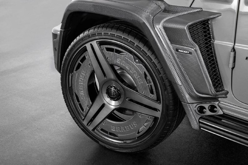 Brabus представил ограниченную серию Rocket Edition для обновленного Mercedes-AMG G 63 с мощностью 900 л.с. Brabus представил ограниченную серию Rocket Edition для обновленного Mercedes-AMG G 63 с мощностью 900 л.с.