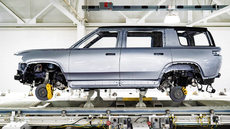 Начало серийного производства компактного электрокроссовера Rivian R2 Начало серийного производства компактного электрокроссовера Rivian R2