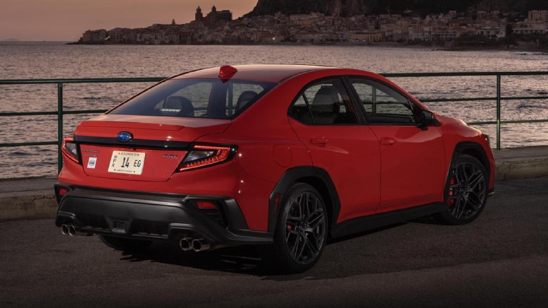 Subaru возвращает базовую версию WRX в США после спада продаж Subaru возвращает базовую версию WRX в США после спада продаж