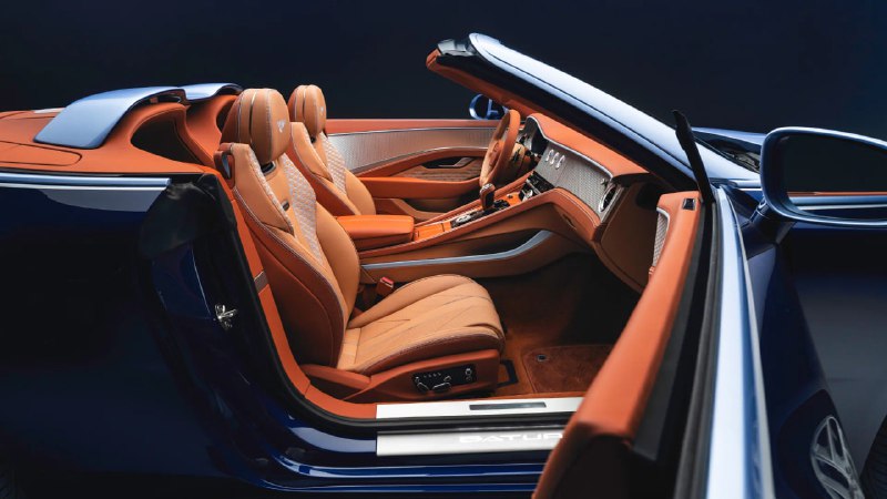 Эксклюзивный родстер Bentley Batur с уникальными материалами и индивидуальным дизайном