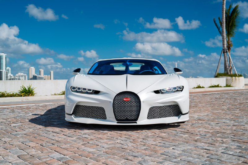 Эксклюзивный Bugatti Chiron «Белый слон» выставлен на аукцион за миллионы долларов Эксклюзивный Bugatti Chiron «Белый слон» выставлен на аукцион за миллионы долларов