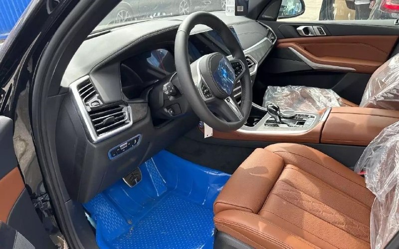 В продаже появились новые BMW X7 калининградской сборки В продаже появились новые BMW X7 калининградской сборки