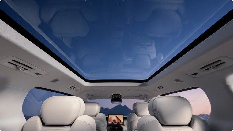 Новые премиум-максимумы: минивэн Geely Galaxy V900 начинается с ценой от 3,46 миллиона рублей Новые премиум-максимумы: минивэн Geely Galaxy V900 начинается с ценой от 3,46 миллиона рублей