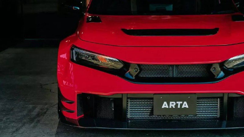 Автосервис из Японии предлагает тюнинг для Honda Civic Type R по цене вдвое превышающую стоимость автомобиля