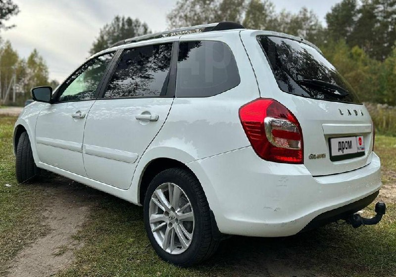 Почему покупатель выбрал Lada Granta Cross: экономия и практичность Почему покупатель выбрал Lada Granta Cross: экономия и практичность
