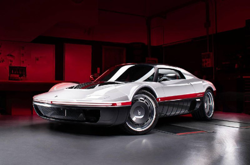 Новая ограниченная серия спорткаров Bertone Runabout с мощным двигателем и лёгким кузовом