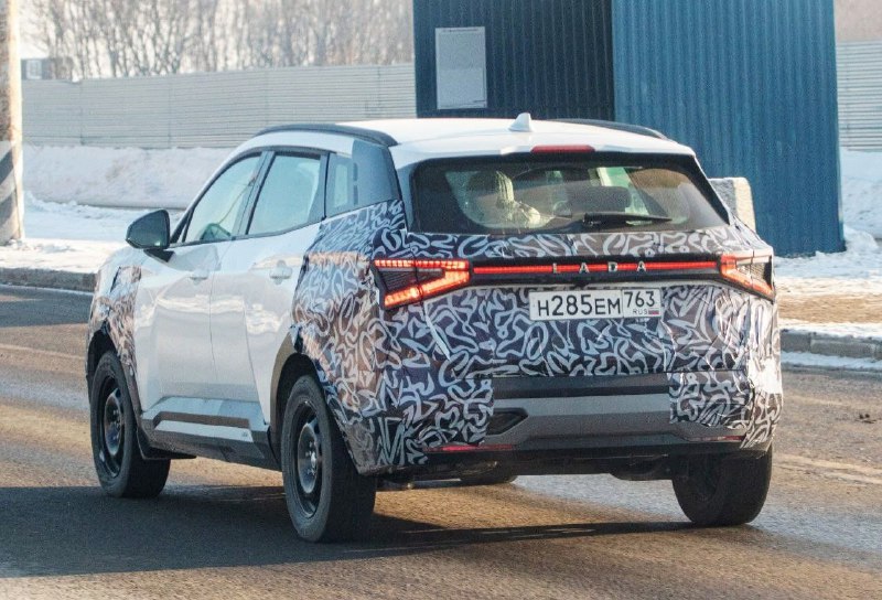 Новый кроссовер LADA Azimut в базовой комплектации: основные характеристики и оснащение Новый кроссовер LADA Azimut в базовой комплектации: основные характеристики и оснащение