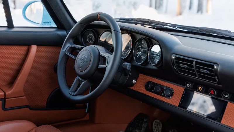 Эксклюзивный рестомод Porsche 911 на базе 993 с мощностью 650 лошадиных сил Эксклюзивный рестомод Porsche 911 на базе 993 с мощностью 650 лошадиных сил
